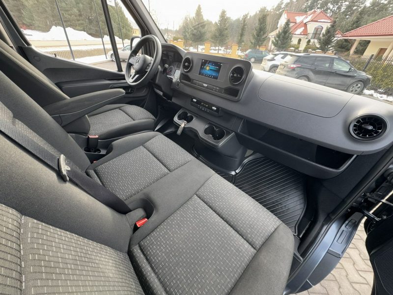 Mercedes 319 Sprinter 3.0 V6 Blaszak Furgon Automat Stan Unikat Dostępny od Ręki