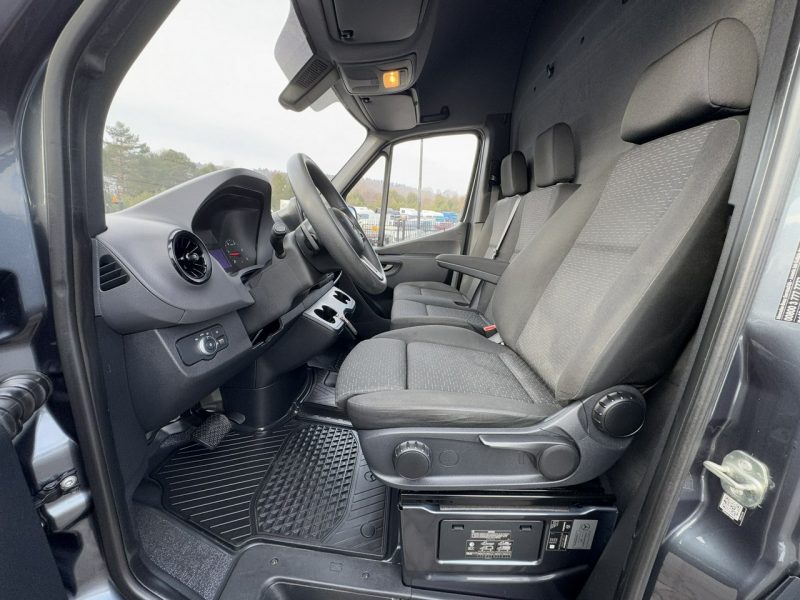 Mercedes 319 Sprinter 3.0 V6 Blaszak Furgon Automat Stan Unikat Dostępny od Ręki