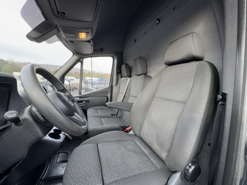 Mercedes 319 Sprinter 3.0 V6 Blaszak Furgon Automat Stan Unikat Dostępny od Ręki