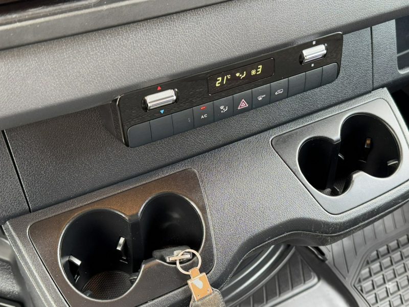 Mercedes 319 Sprinter 3.0 V6 Blaszak Furgon Automat Stan Unikat Dostępny od Ręki