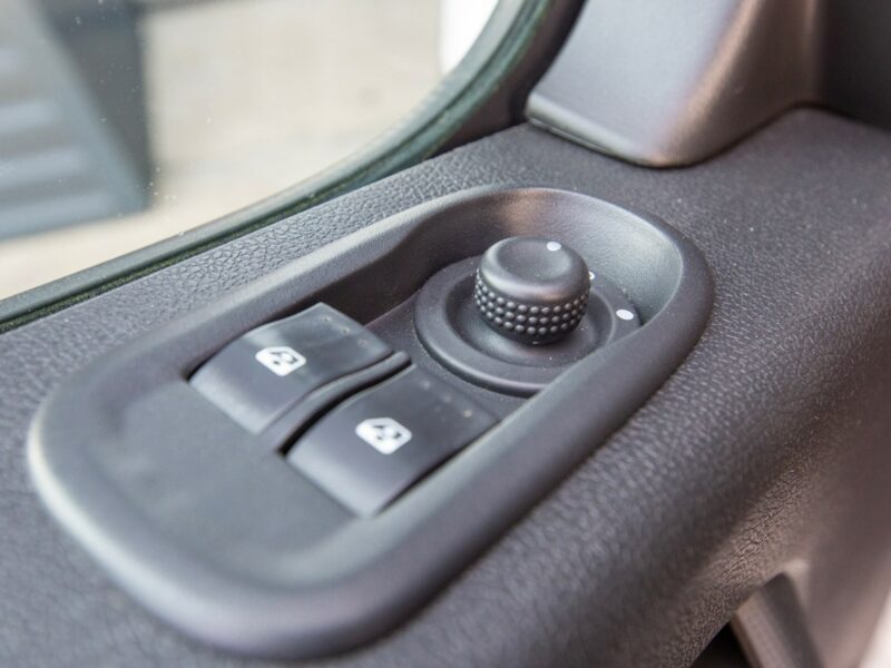 Renault Master 2.3 KONTENER + WINDA *Silnik 1-Turbo* UDT W CENIE !!! Leasing 0%