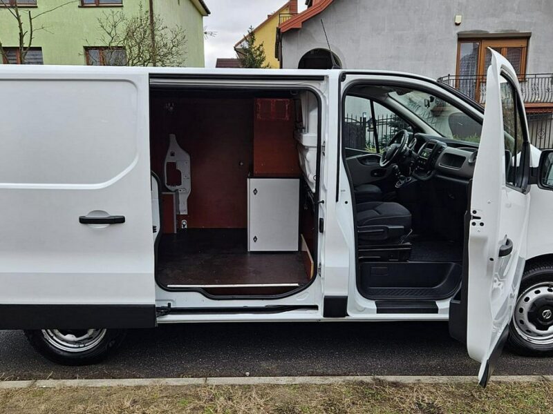 Nissan NV300 Trafic Vivaro Pack klim + navi zabudowa
