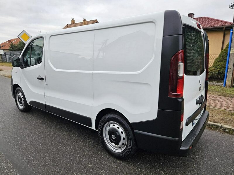 Nissan NV300 Trafic Vivaro Pack klim + navi zabudowa