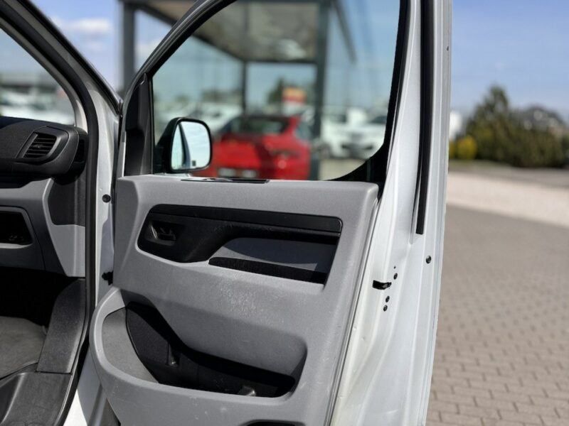 Peugeot Expert 1.6HDI 115PS L2H1 PRO + , VAT-1