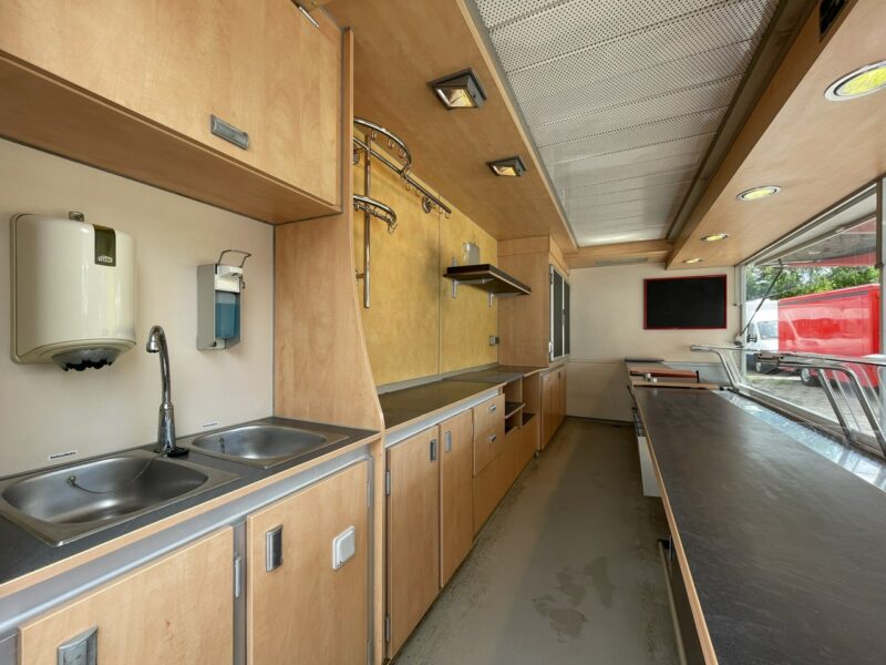 Fiat Ducato Autosklep wędlin Gastronomiczny Food Truck Foodtruck Sklep Borco