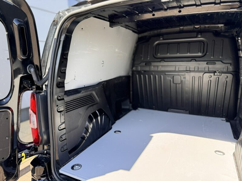 Opel Combo 1.5Hdi 100ps Cargo Pro+ L1H1, Bezwypadkowy,VAT-1