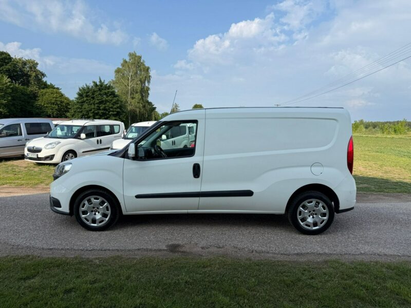 Fiat Doblo Automat Maxi 1.6 Multijet Dualogic 90KM