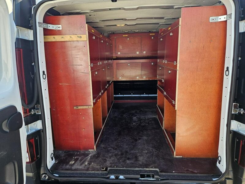Opel Vivaro L1H1 pack klim zabudowa