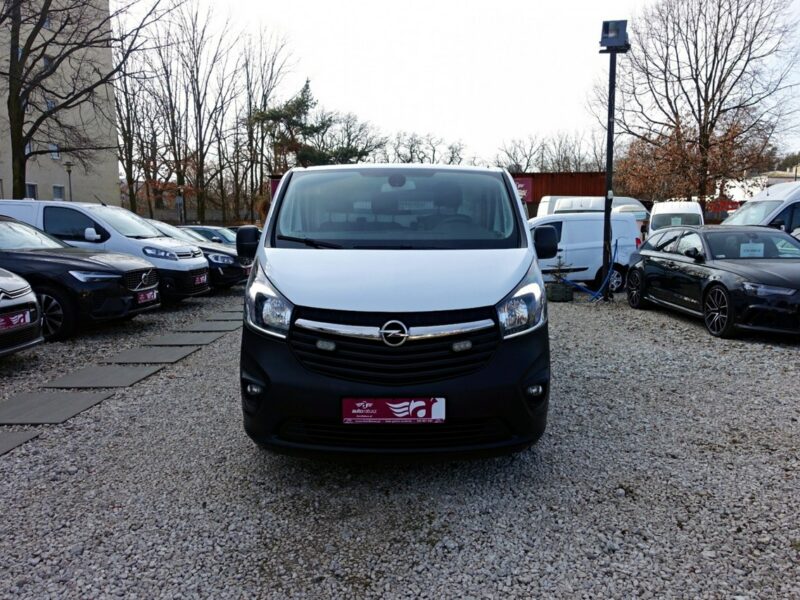 Opel Vivaro Fv 23%*L2H1 Long - 2x boczne drzwi *BiTurbo 1.6DCI 145KM* 42 500 netto