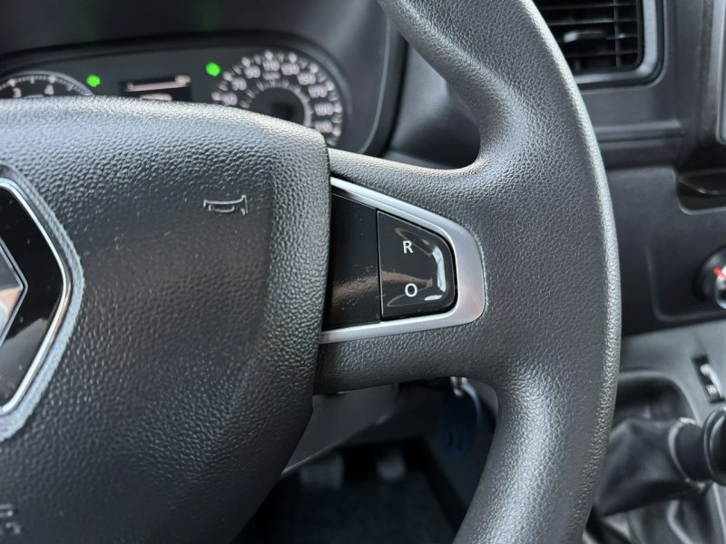 Renault Master 2.3 dCi 145KM Laweta Pomoc Drogowa Nowy Najazd Super Stan po Serwisie