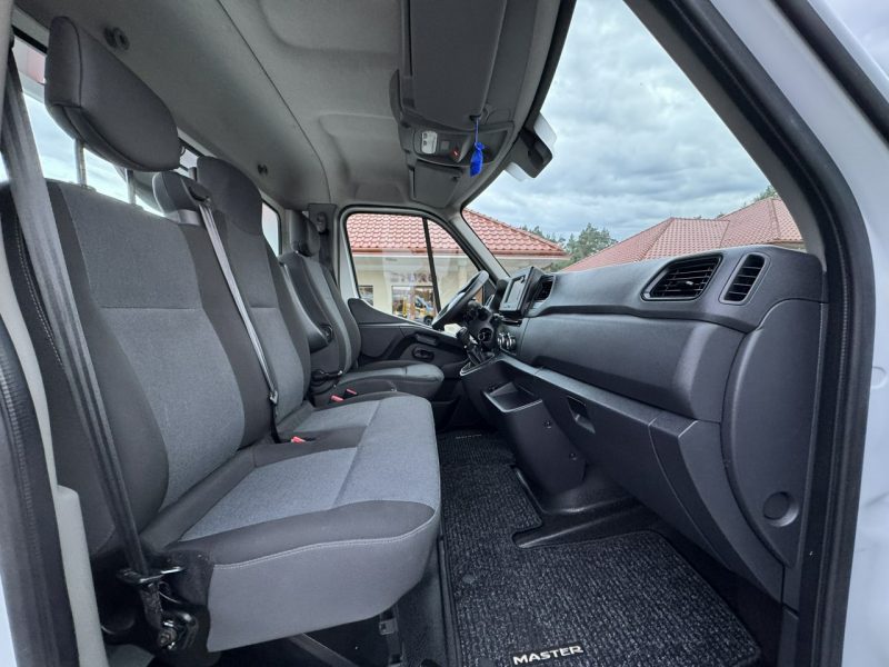 Renault Master 2.3 dCi 145KM Laweta Pomoc Drogowa Nowy Najazd Super Stan po Serwisie