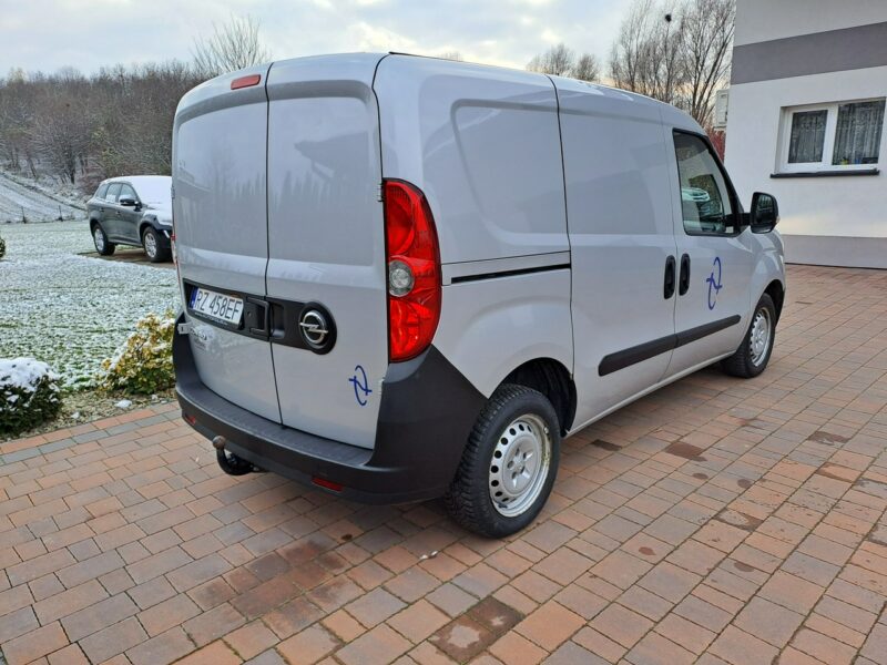 Opel Combo Bezwypadkowy z fakturą vat 23%