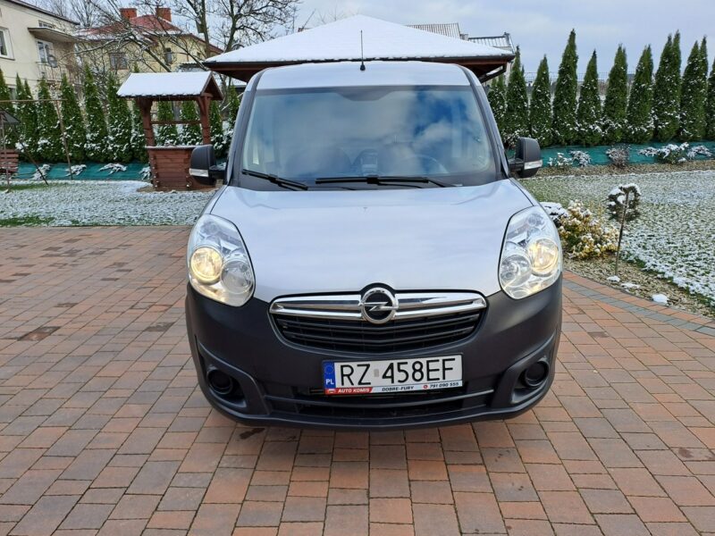 Opel Combo Bezwypadkowy z fakturą vat 23%