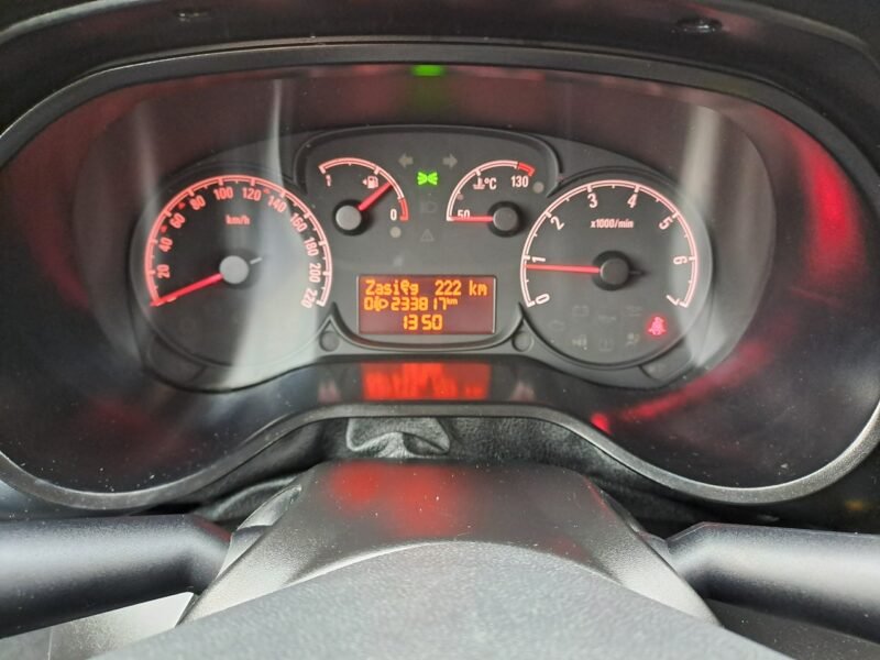 Opel Combo Bezwypadkowy z fakturą vat 23%