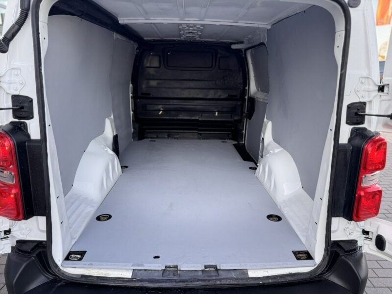 Opel Vivaro 2.0Cdti 122Ps,Long,Nowe opony,Vat-1