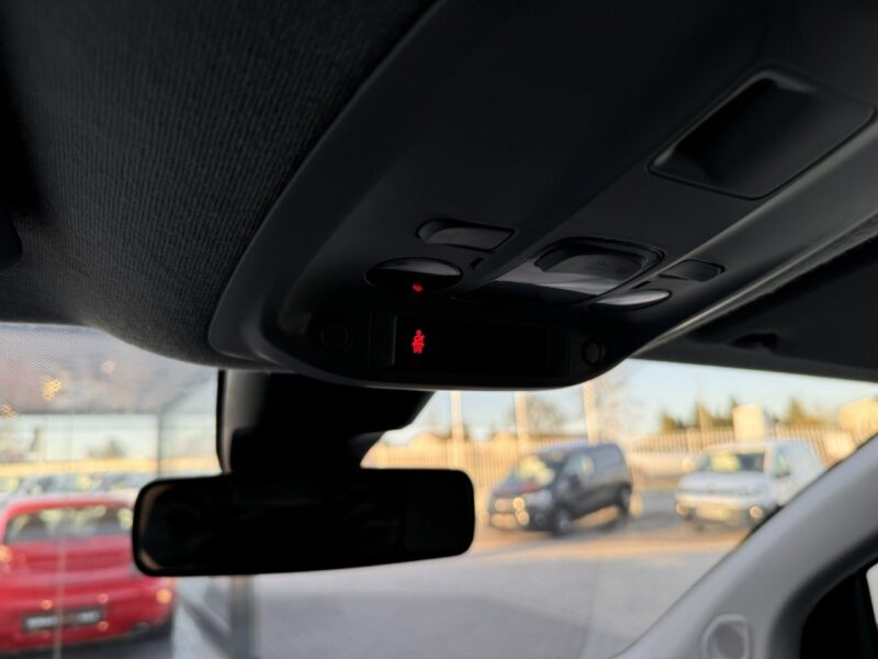 Opel Vivaro 2.0Cdti 122Ps,Long,Nowe opony,Vat-1