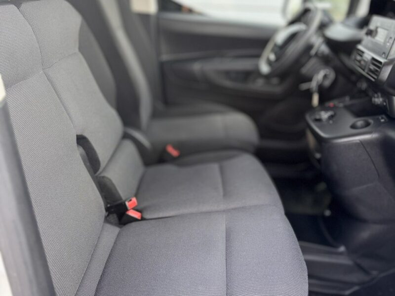 Peugeot Partner 1.5BlueHDI 130Ps,Long,EAT8 ,serwis ASO, Vat-1