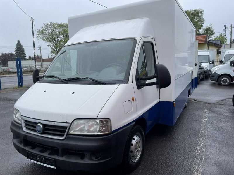 Fiat Ducato Autosklep wędlin Klima Gastronomiczny Food Truck Foodtruck sklep 2007