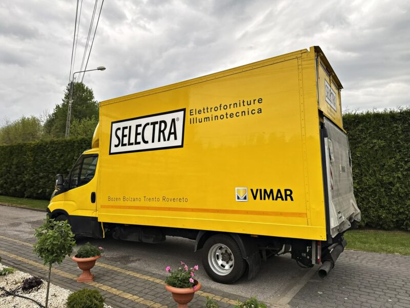 Iveco Daily 35C16 Kontener 4,2m Winda Klimatronik Euro 6B