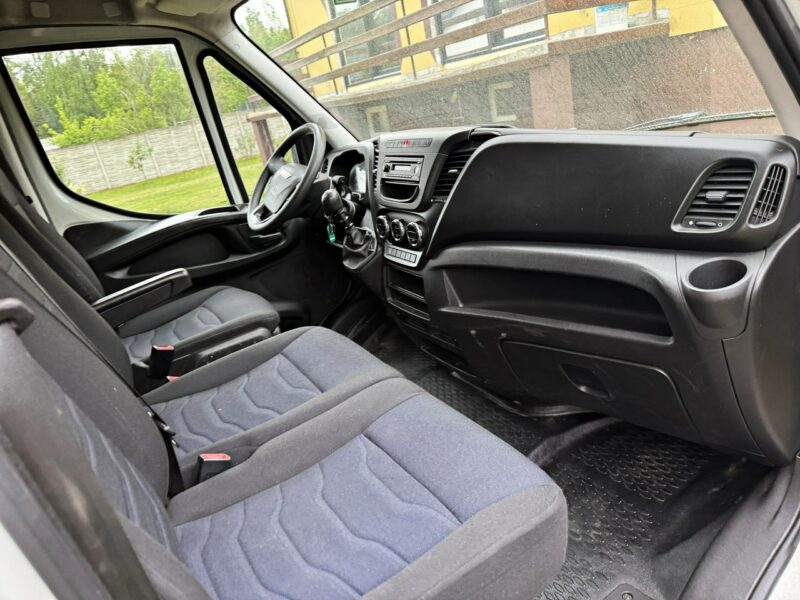 Iveco Daily 35C16 Kontener 4,2m Winda Klimatronik Euro 6B