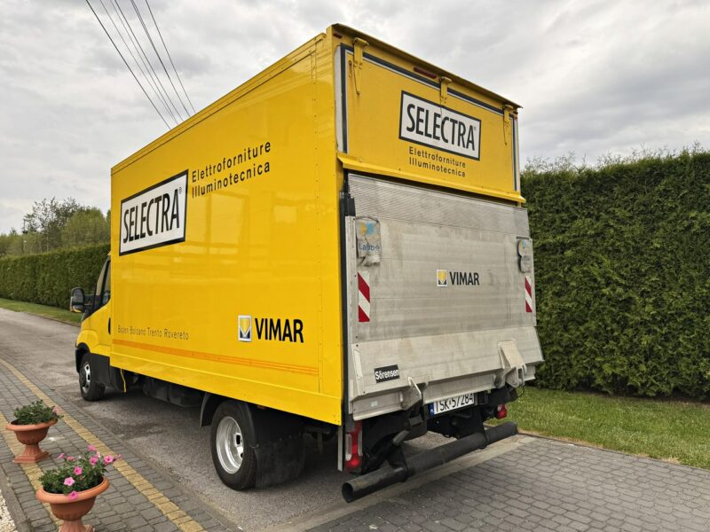 Iveco Daily 35C16 Kontener 4,2m Winda Klimatronik Euro 6B