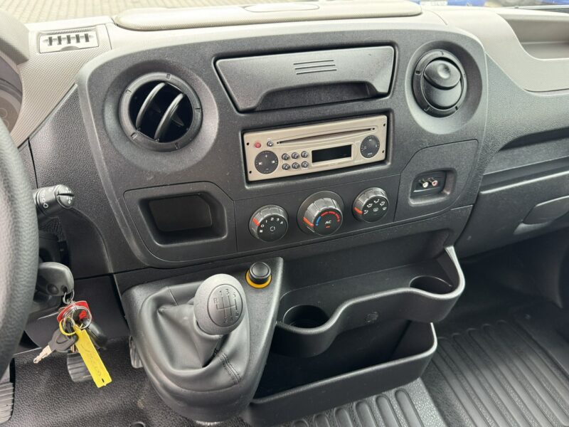 Renault Master 7 Osób Brygadówka DOKA Zabudowa Wywrotka (nie IVECO, VOLKSWAGEN)