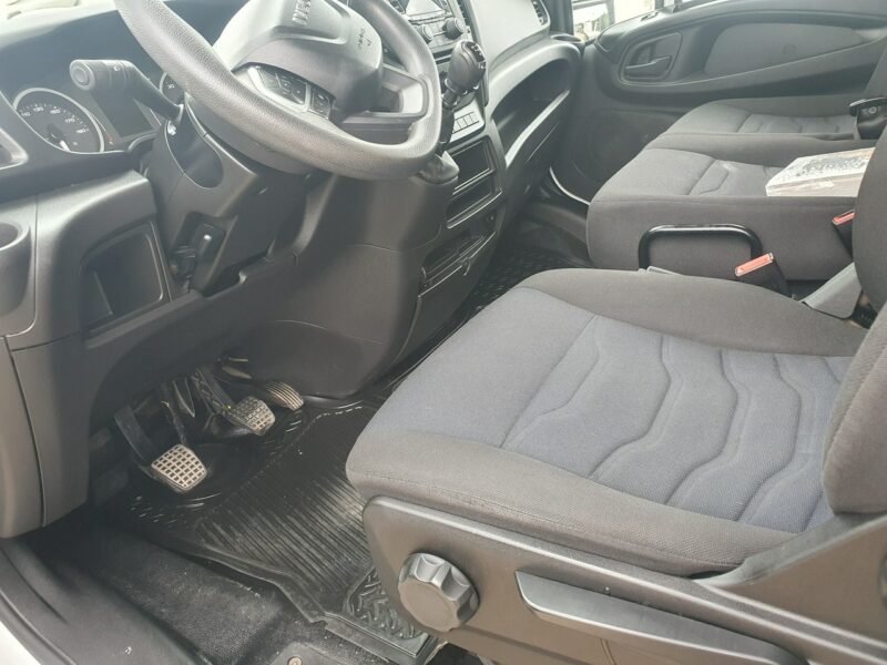 Iveco Daily 35S14 klima * 3 osobowy *nowy rozrząd *