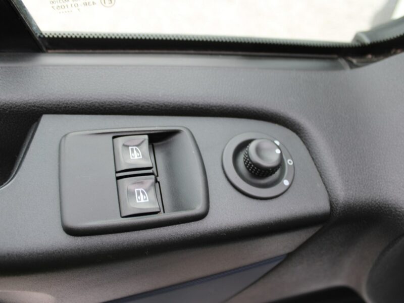 Opel Vivaro L1H1 F-VAT Gwarancja 120HP