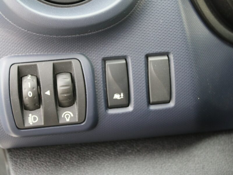 Opel Vivaro L1H1 F-VAT Gwarancja 120HP