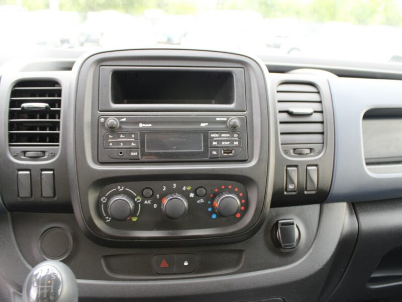 Opel Vivaro L1H1 F-VAT Gwarancja 120HP