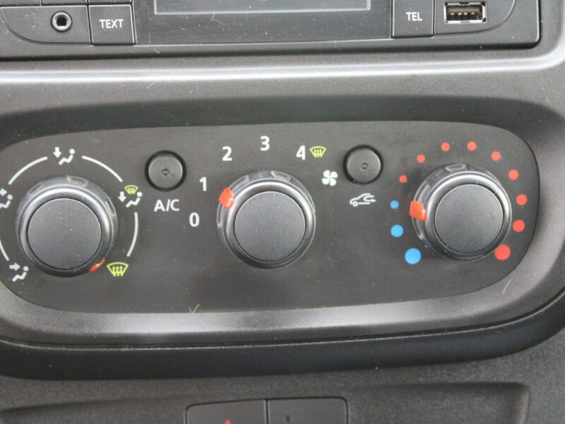 Opel Vivaro L1H1 F-VAT Gwarancja 120HP