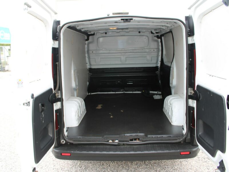 Opel Vivaro L1H1 F-VAT Gwarancja 120HP