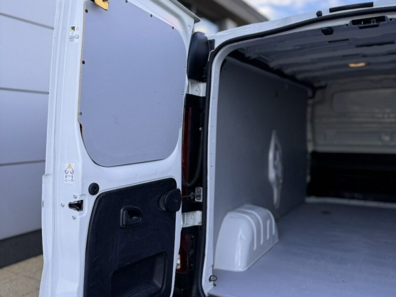 Renault Trafic 2.0DCI 130Ps,L2H1, Vat-1,Gwarancja