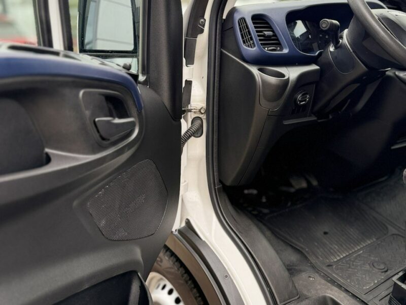 Iveco Daily 35S12 2.3 35-120 L3H2 Hi-Matic, 12M3,VAT-1
