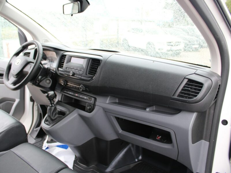 Toyota ProAce D4D 120KM MEDIUM F-vat Salon Polska