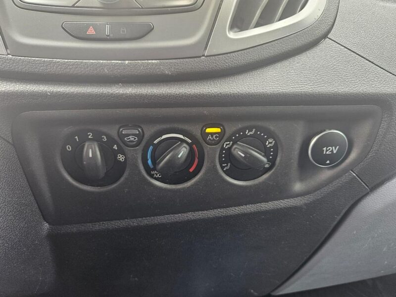 Ford Transit Pack klim + navi