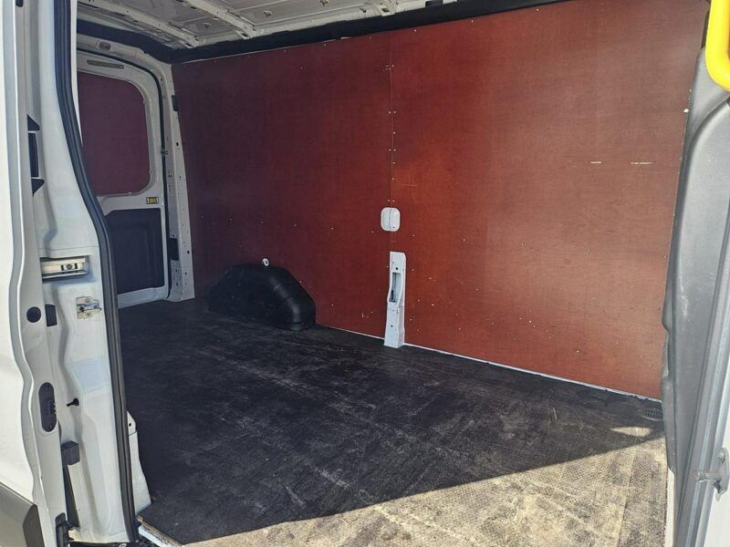 Ford Transit Pack klim + navi
