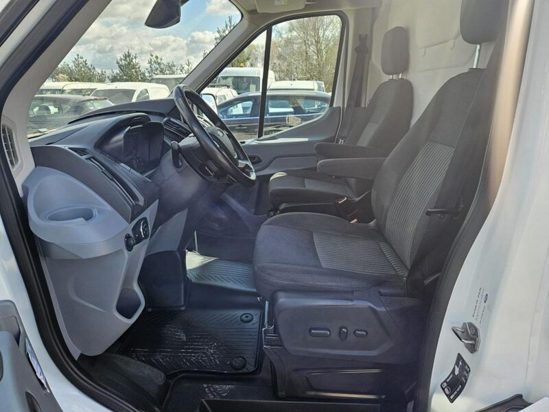 Ford Transit Pack klim + navi