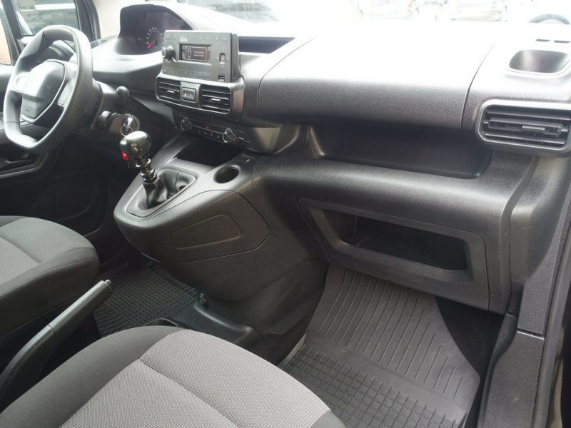 Peugeot Partner Fv 23%*Gwarancja*Pełny Serwis*100% Org. Lakier*Nowe Opony*40 244 Netto