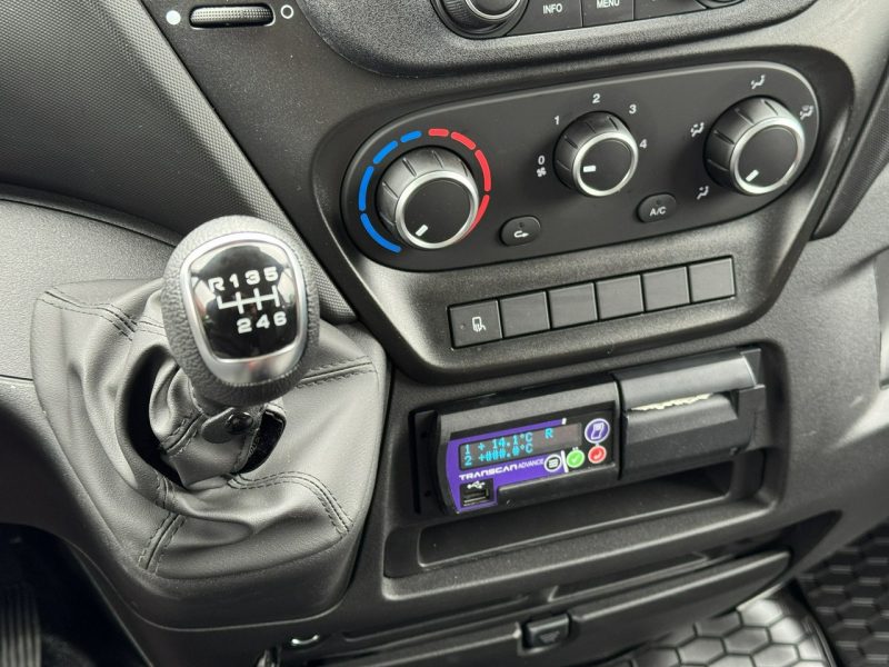 Iveco Daily 35S16 V WINDA CHŁODNIA -29/+29 8-Palet Dostępny Od Ręki Sprinter Man Volkswag