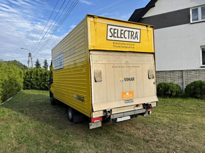 Iveco Daily 35C15 3,0 150KM Kontener 4,4m Winda Klimatronik Pneumat