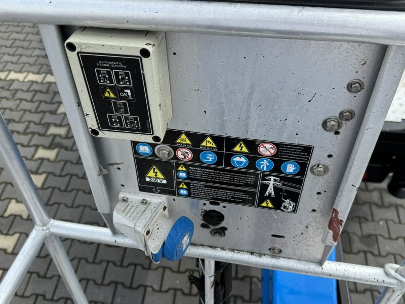 Nissan Cabstar NT400 Zwyżka Podnośnik Koszowy ISOLI PT 200 20m UDT Multitel P7