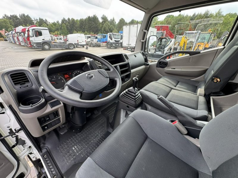 Nissan Cabstar NT400 Zwyżka Podnośnik Koszowy ISOLI PT 200 20m UDT Multitel P7