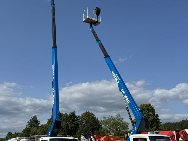 Nissan Cabstar NT400 Zwyżka Podnośnik Koszowy ISOLI PT 200 20m UDT Multitel P7
