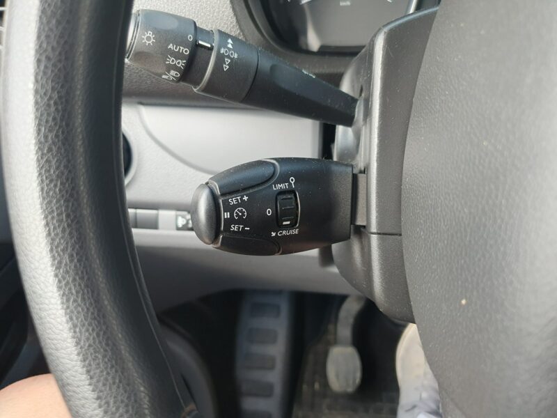 Opel Vivaro 2,0 Diesel | L3 H1 | Stan bdb *Long*