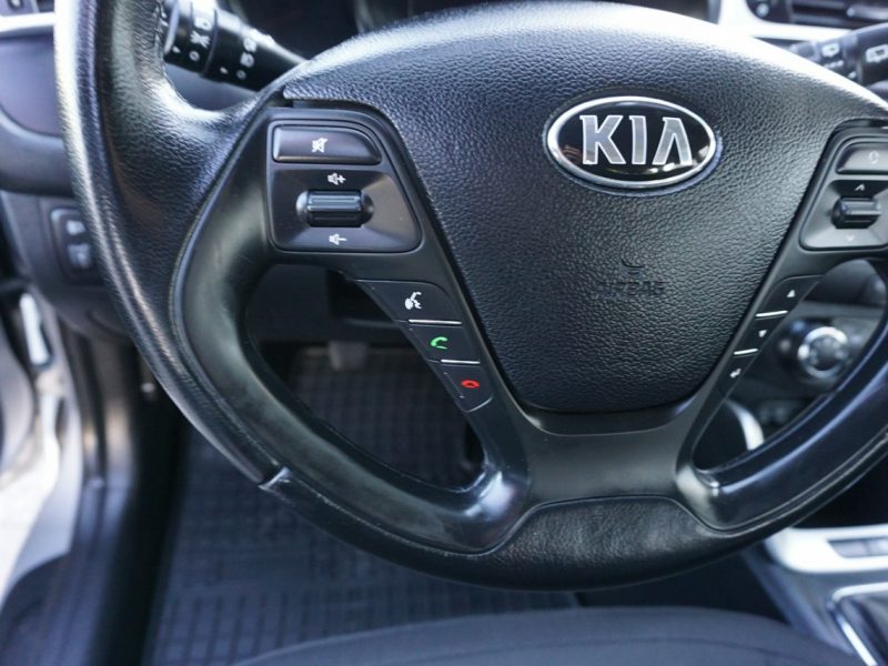 Kia Cee'd 1.4 CRDi 90KM, polski salon, zarejestrowana, zadbana, rok gwarancji, III (2018-)