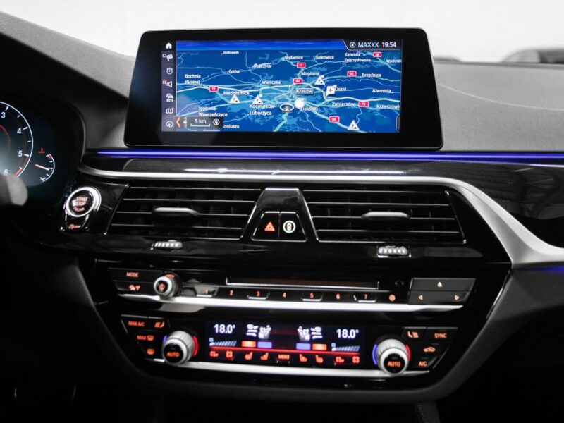 BMW M550d M550d. Krajowa. 1 właściciel. Idealna. Nowe hamulce. 2 x koła. G30 (2017-)