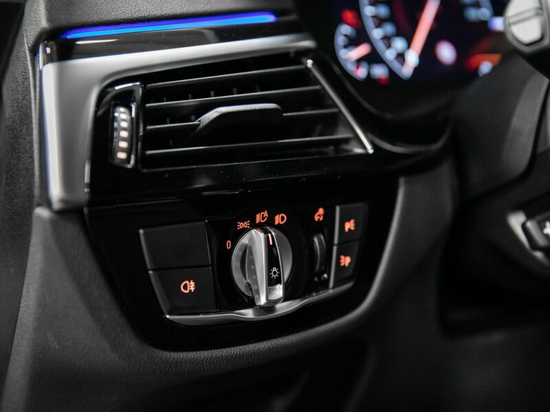 BMW M550d M550d. Krajowa. 1 właściciel. Idealna. Nowe hamulce. 2 x koła. G30 (2017-)
