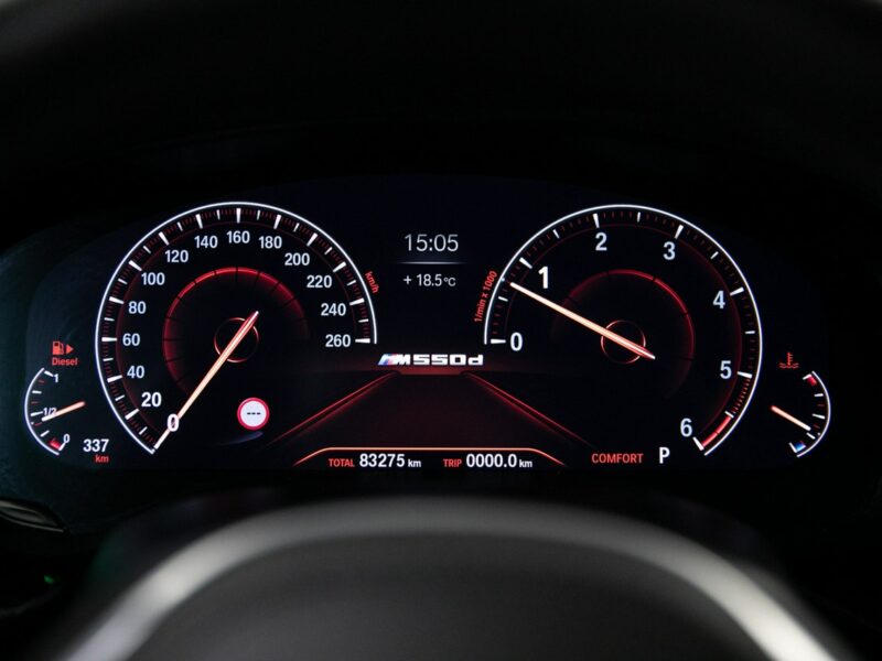 BMW M550d M550d. Krajowa. 1 właściciel. Idealna. Nowe hamulce. 2 x koła. G30 (2017-)