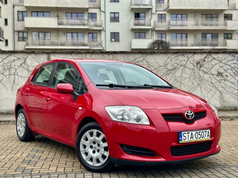 Toyota Auris I (2006-2012)
